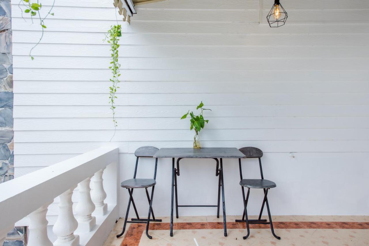 White Beach House Hua Hin 20 Second To The Beach 外观 照片